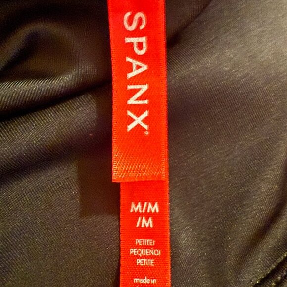 SPANX Faux Leather Leggings M (Petite) Black - Picture 5 of 5